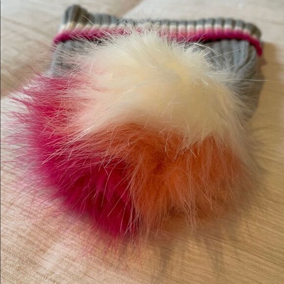 Gap Kids Ribbed Knit Hat - Picture 4 of 4